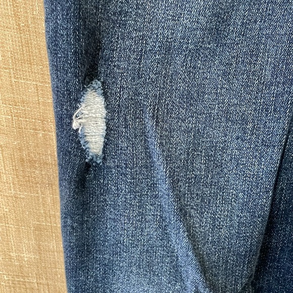 Spanx by Sara Blakely women’s size Medium‎ distressed jeggings - Picture 3 of 7